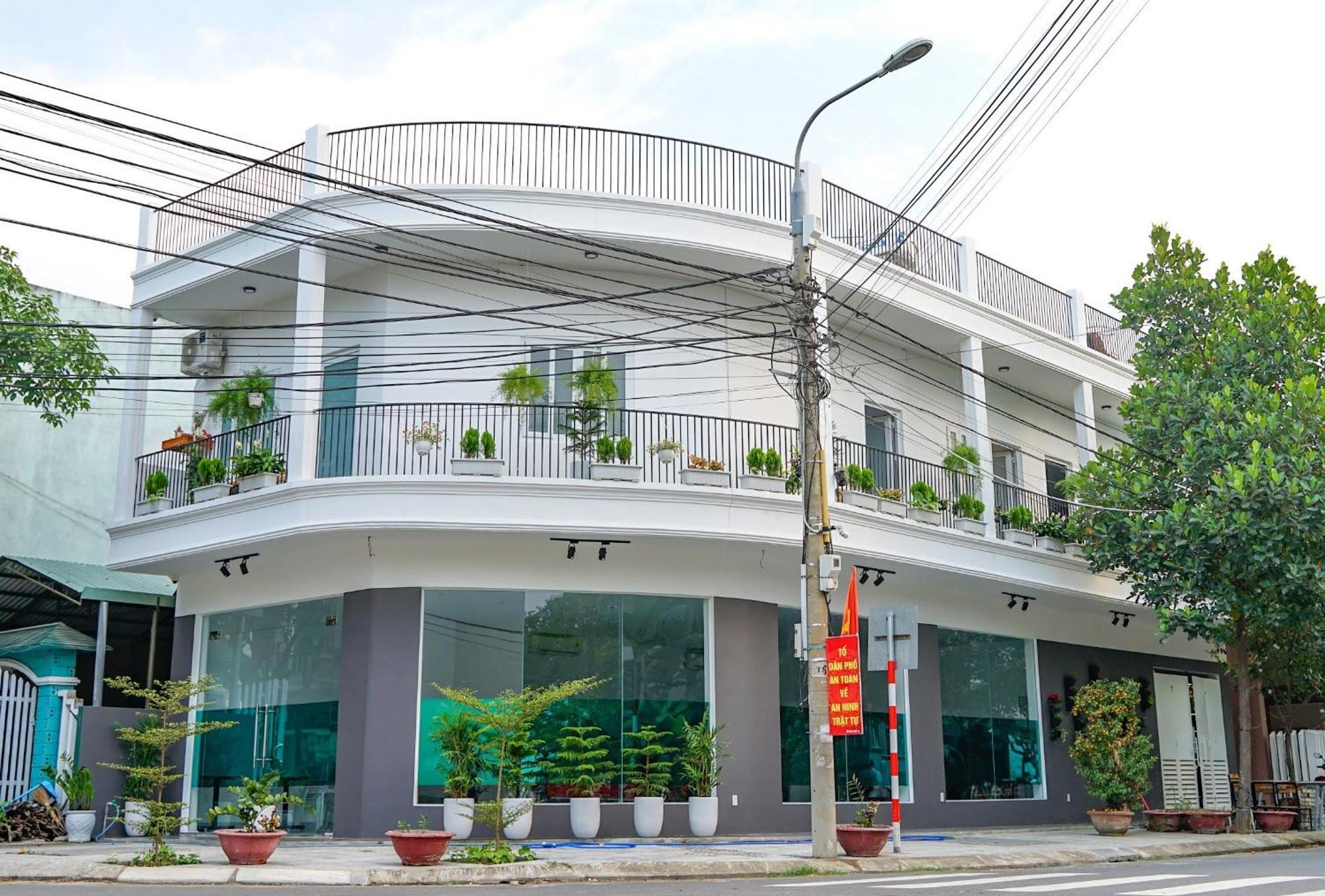 Apartment Local White House - Ecofriendly Homestay *