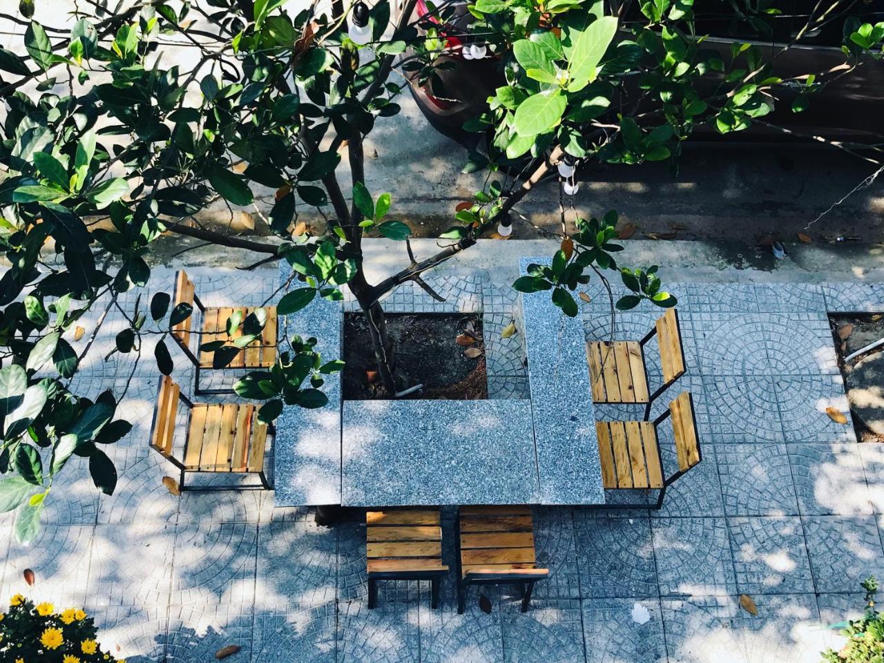 Local White House - Ecofriendly Homestay Apartment Da Nang